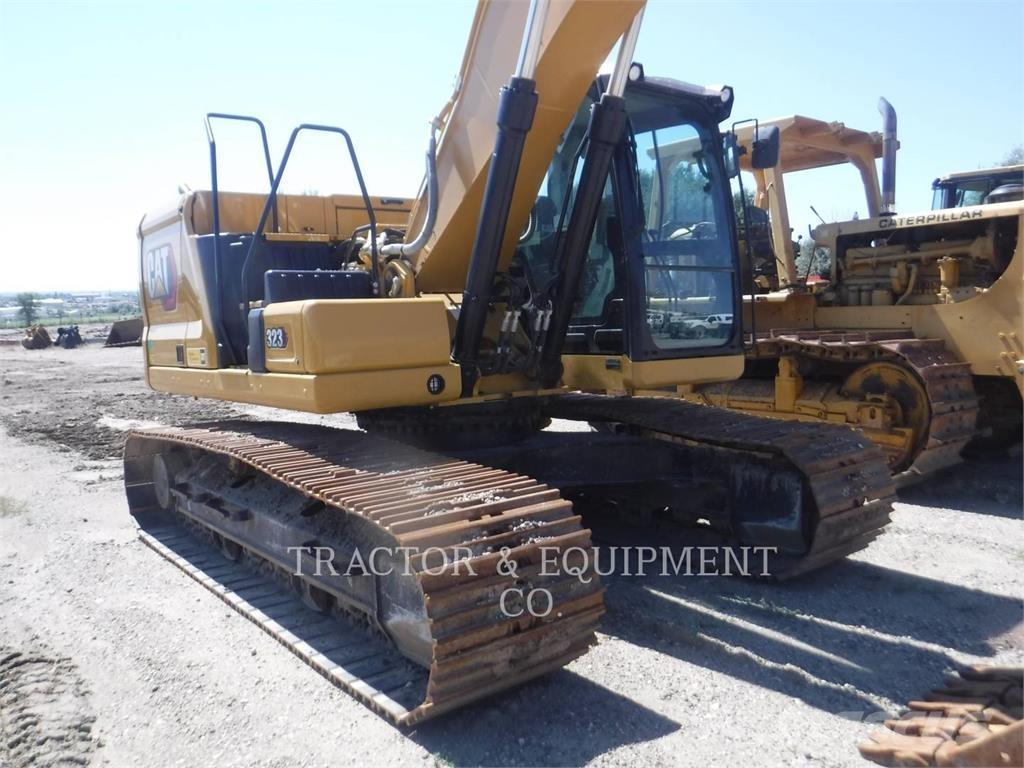CAT 323 Bagri goseničarji