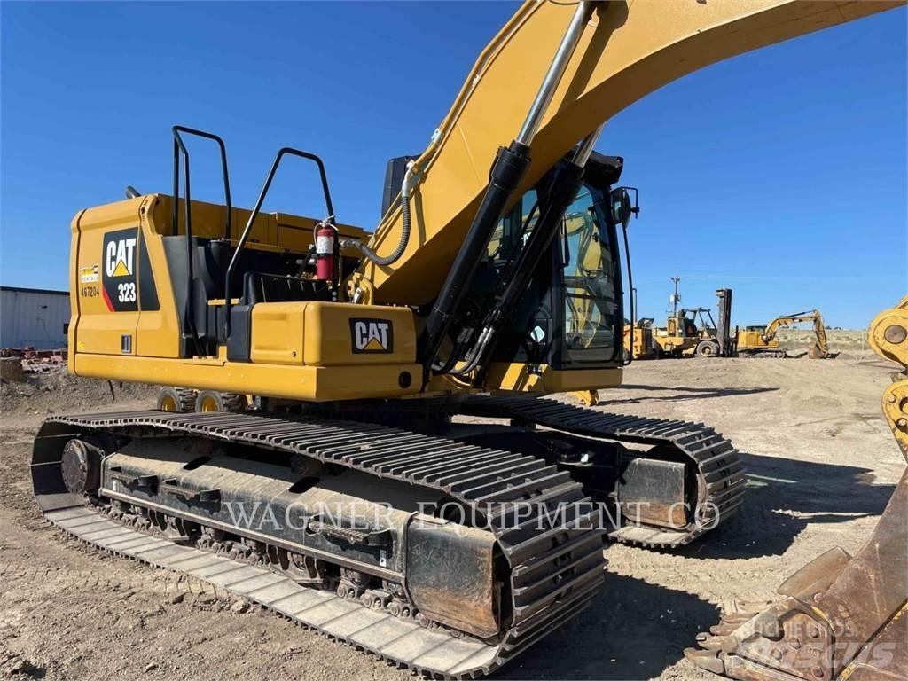 CAT 323 Bagri goseničarji