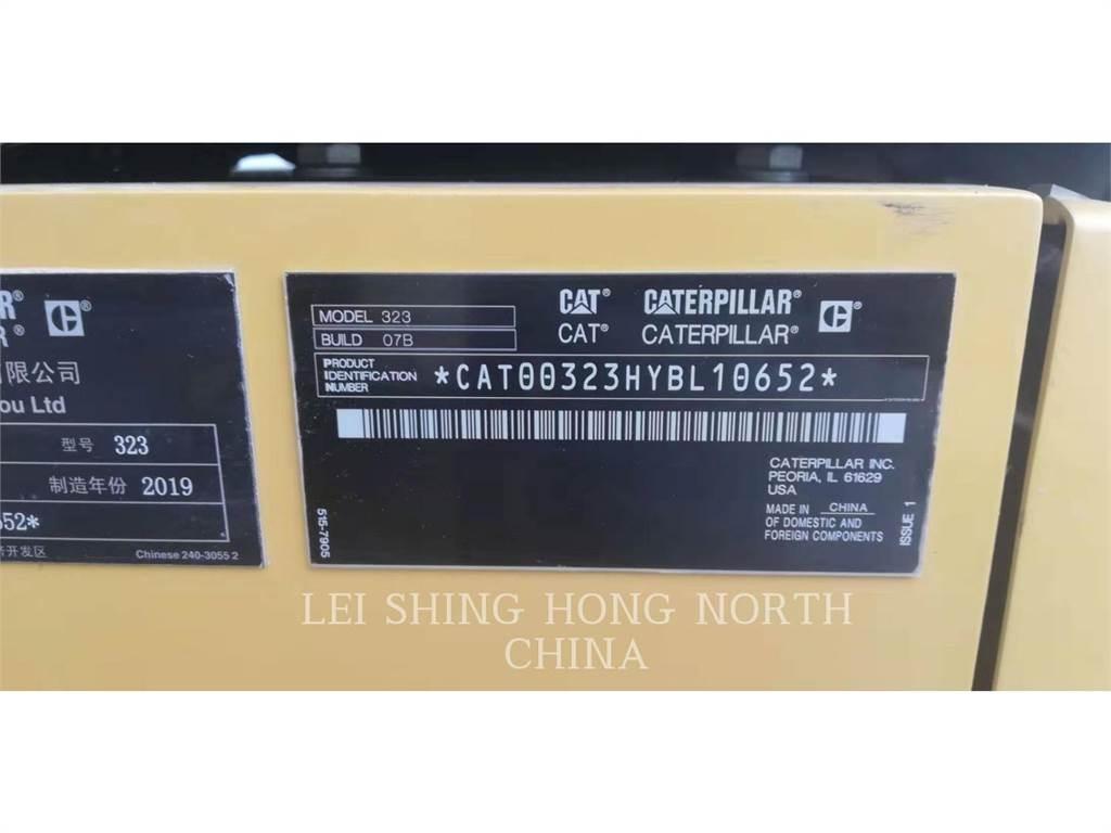 CAT 323-07 Bagri goseničarji