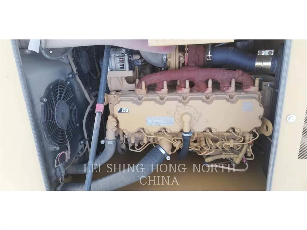 CAT 323-07 Bagri goseničarji