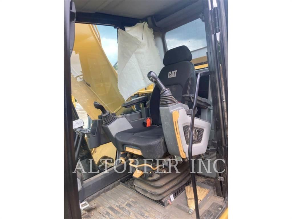 CAT 323-07 Bagri goseničarji