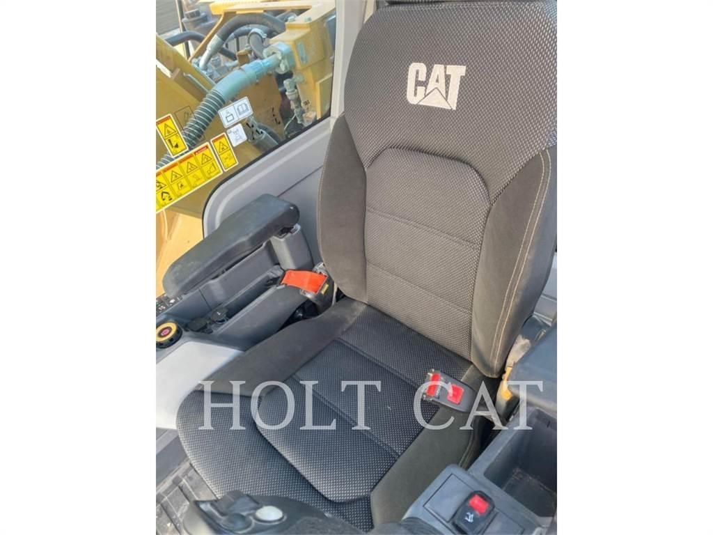 CAT 323 TC Bagri goseničarji