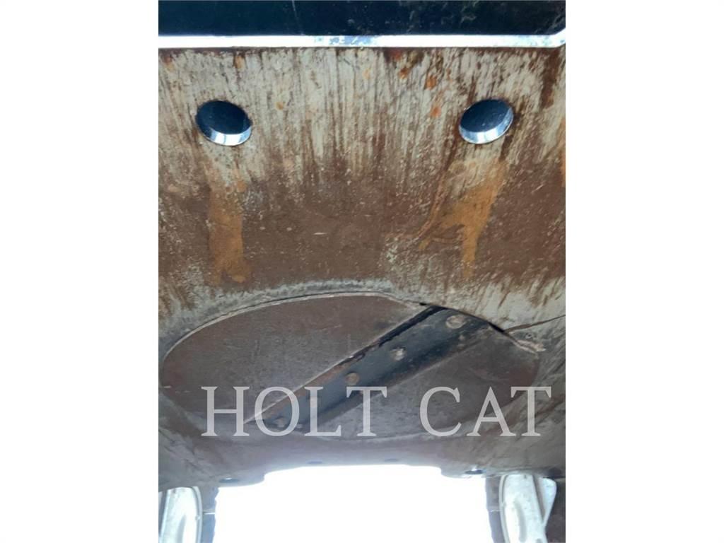 CAT 323 TC Bagri goseničarji
