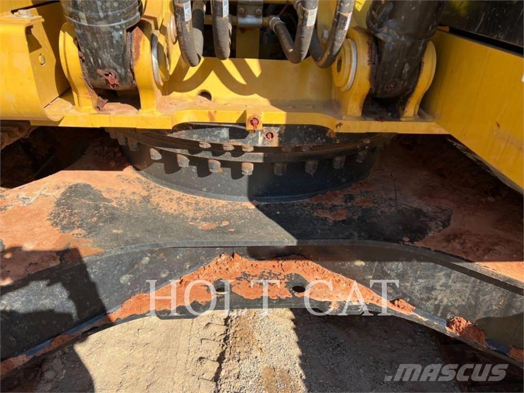 CAT 323 TC Bagri goseničarji