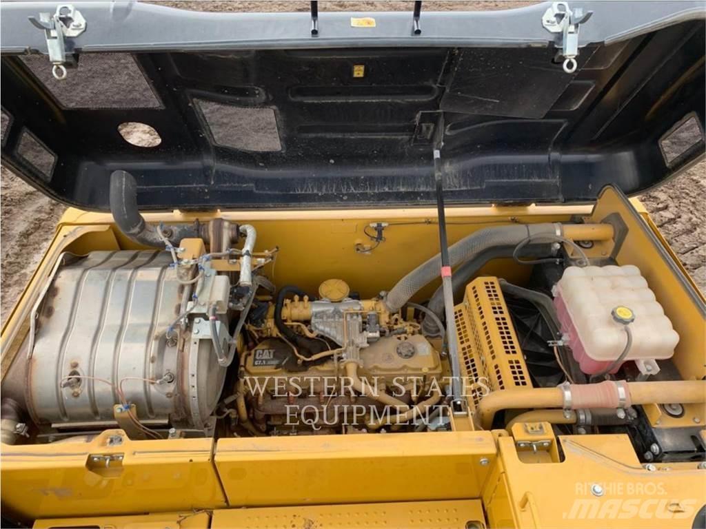 CAT 323F Bagri goseničarji
