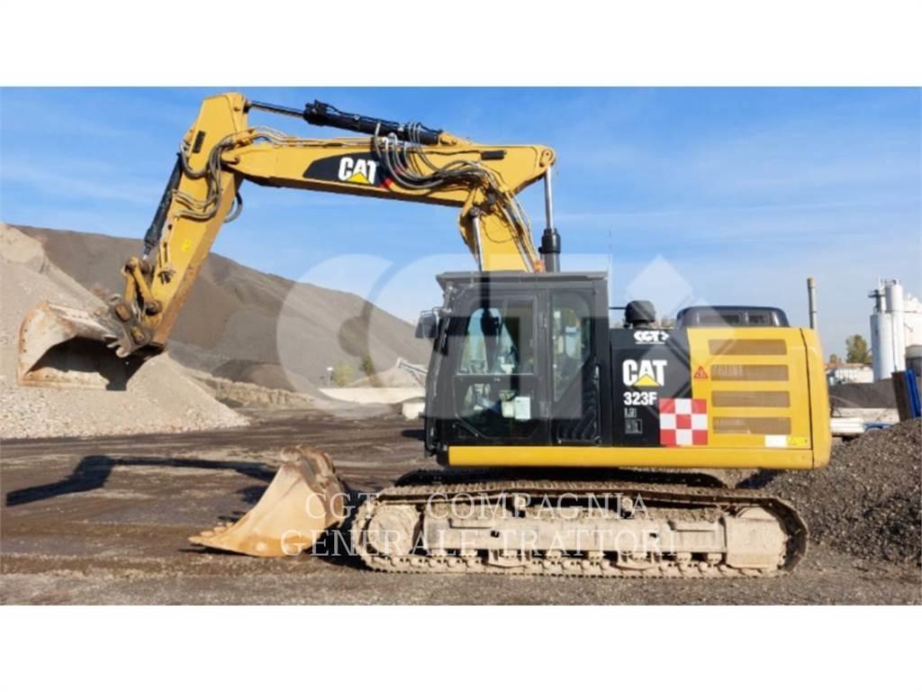CAT 323F Bagri goseničarji