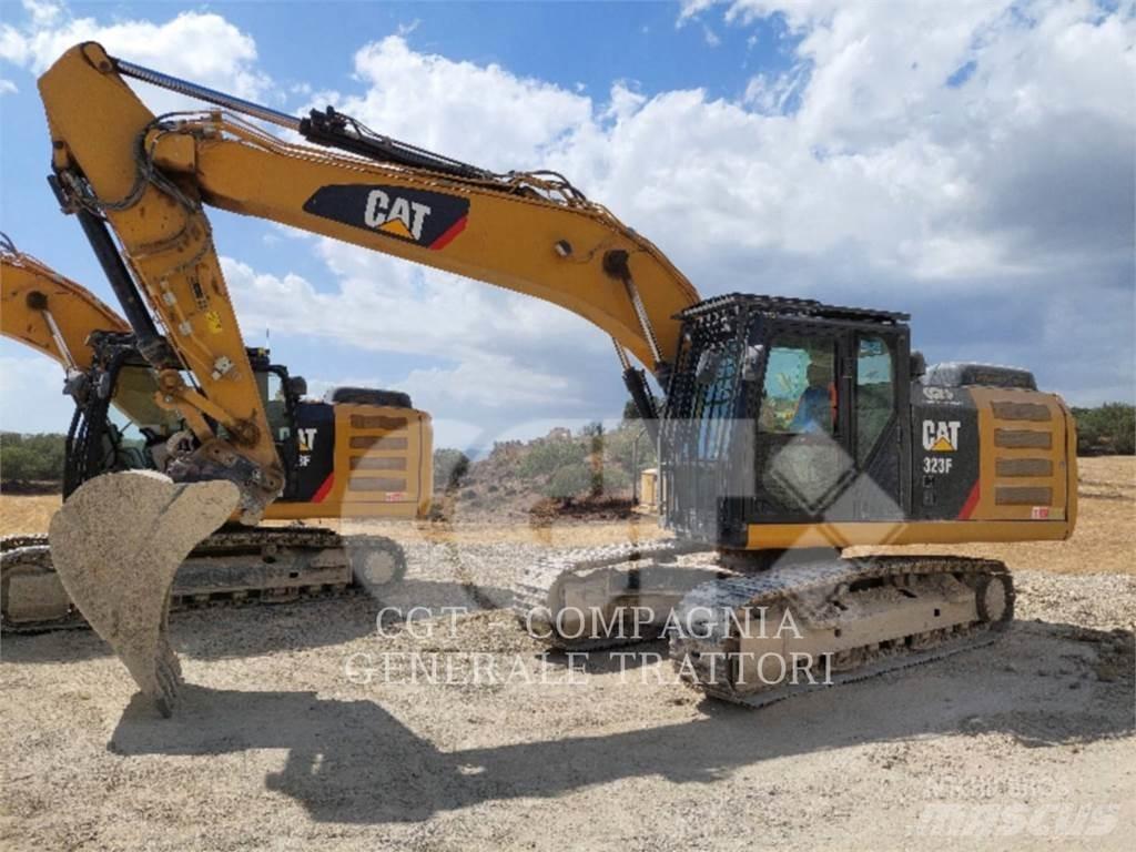 CAT 323F Bagri goseničarji