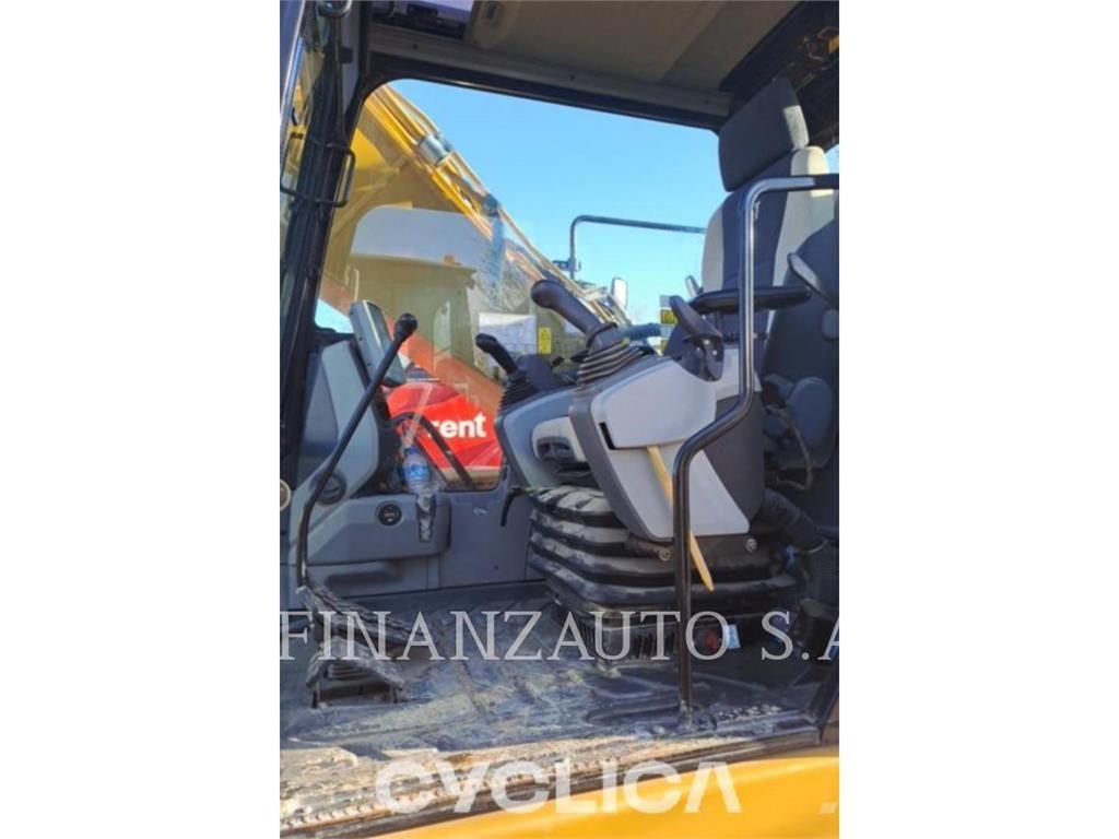 CAT 323F Bagri goseničarji