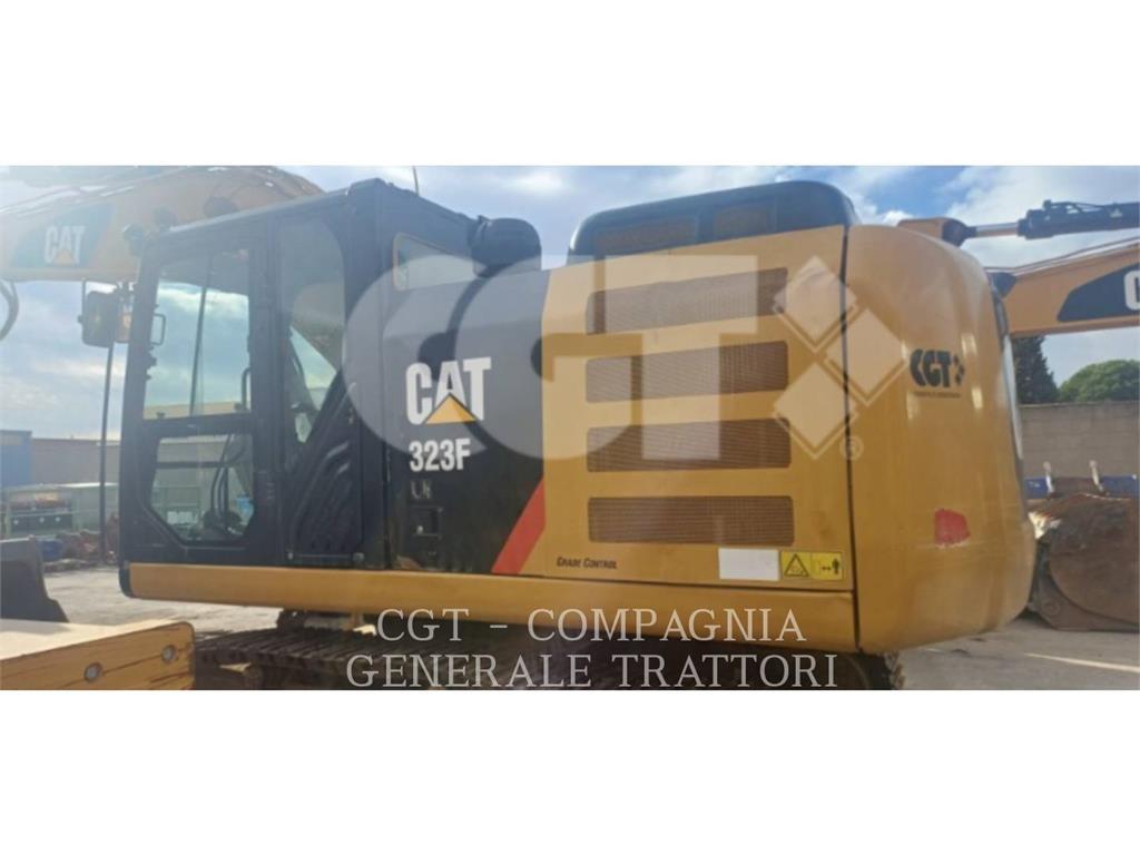CAT 323F Bagri goseničarji