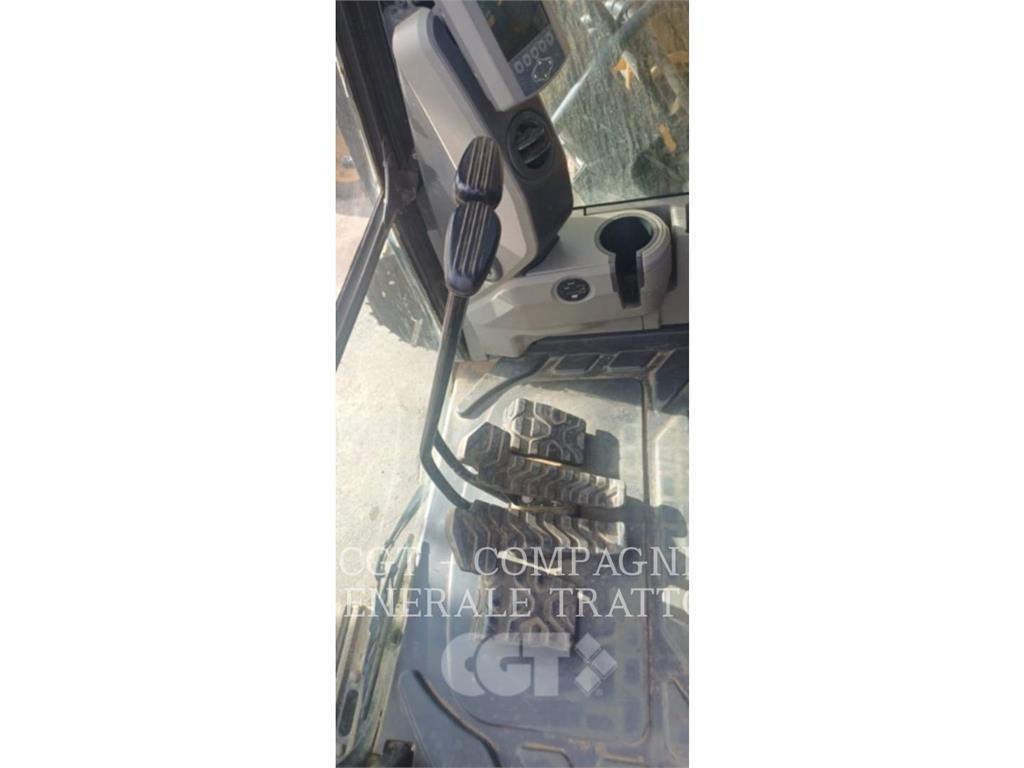 CAT 323F Bagri goseničarji