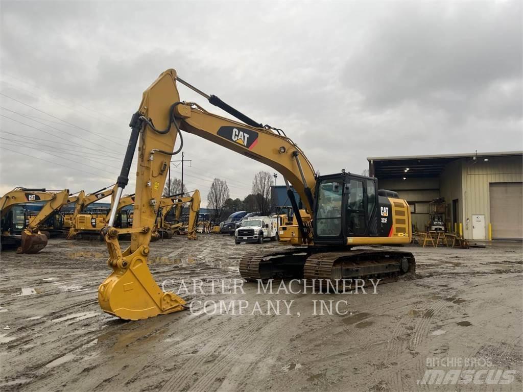 CAT 323FL Bagri goseničarji
