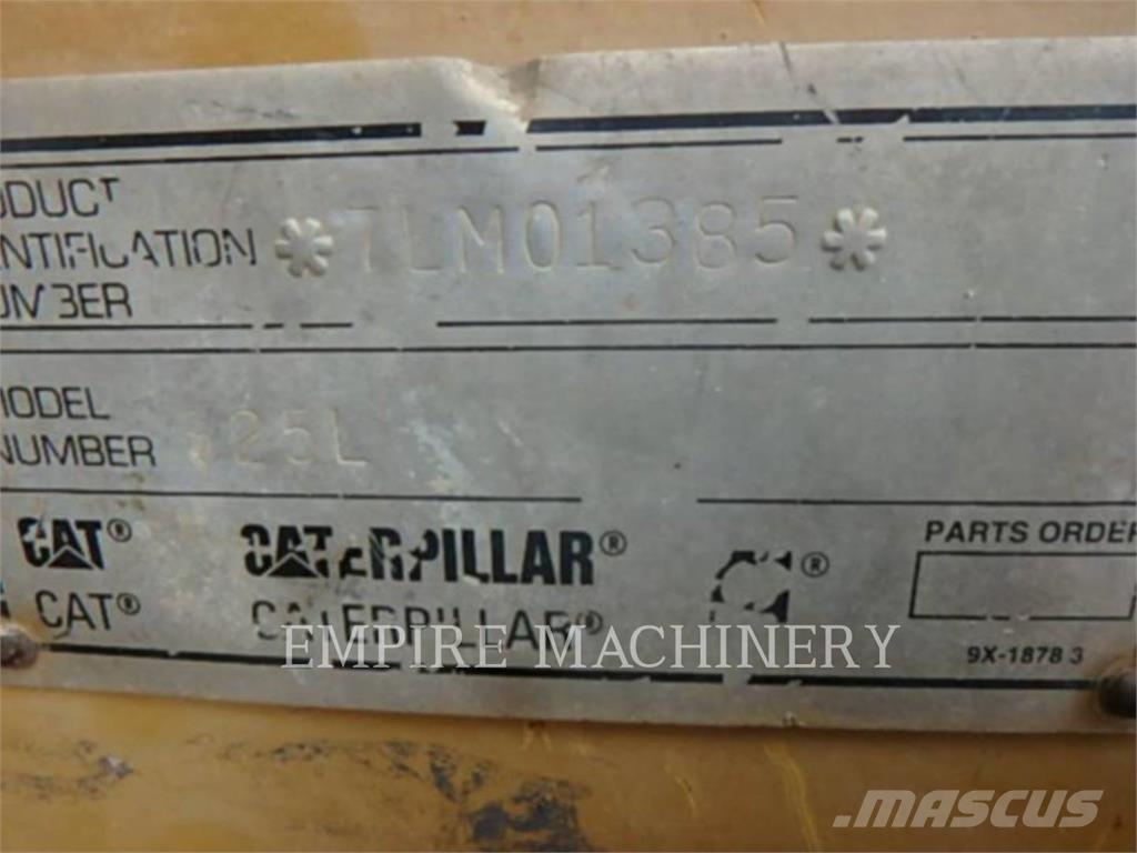 CAT 325 Bagri goseničarji