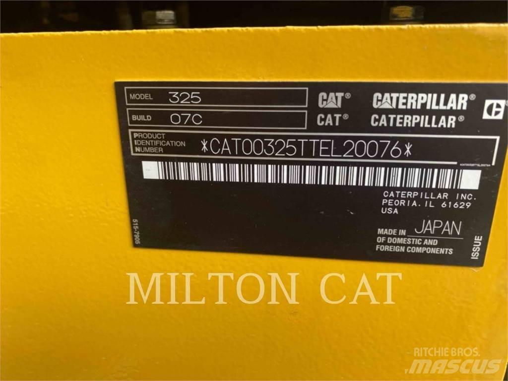CAT 32507 Bagri goseničarji