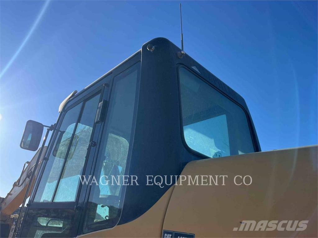 CAT 325DL Bagri goseničarji