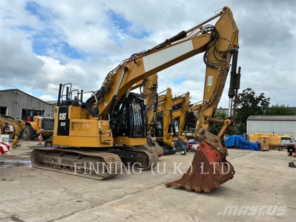 CAT 325FL Bagri goseničarji