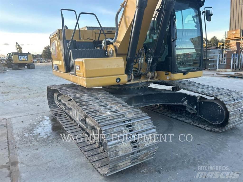 CAT 326 Bagri goseničarji
