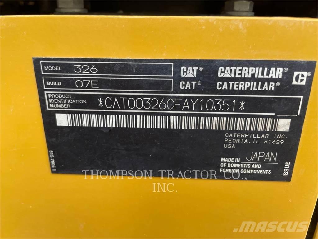 CAT 326 Bagri goseničarji