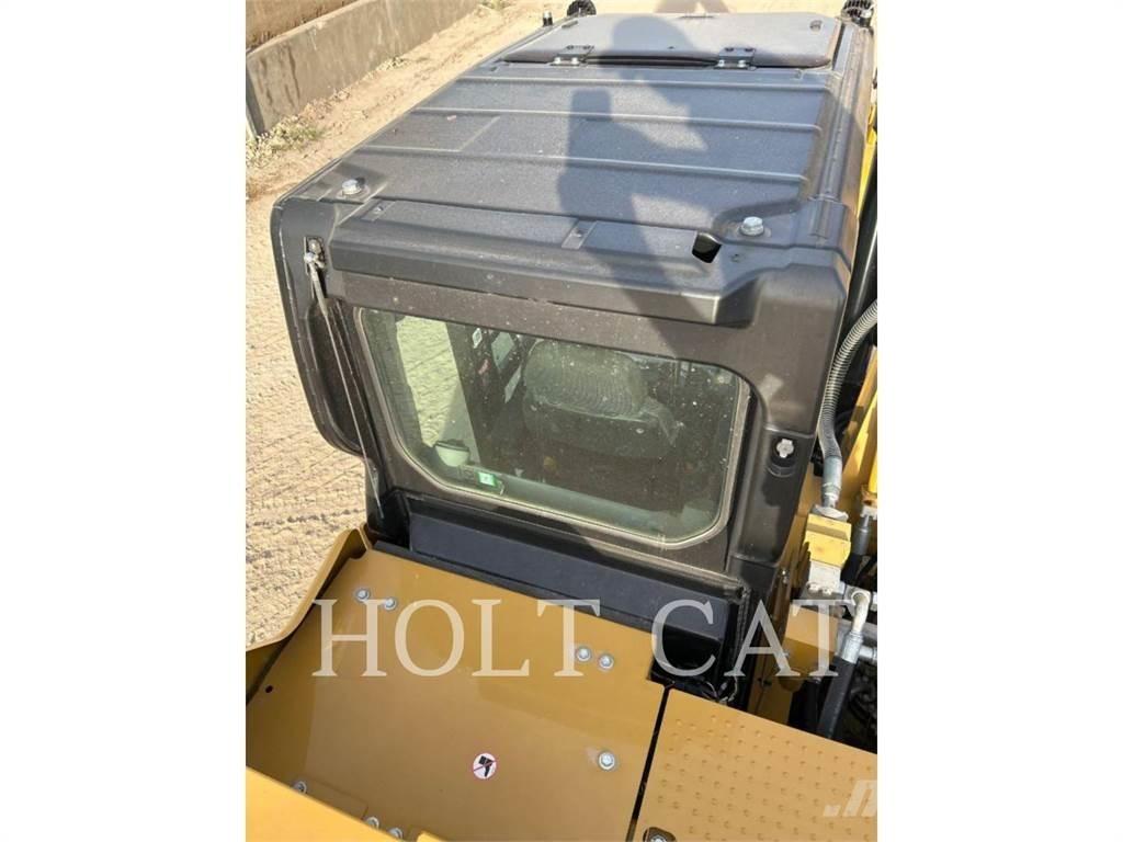 CAT 326 TC Bagri goseničarji