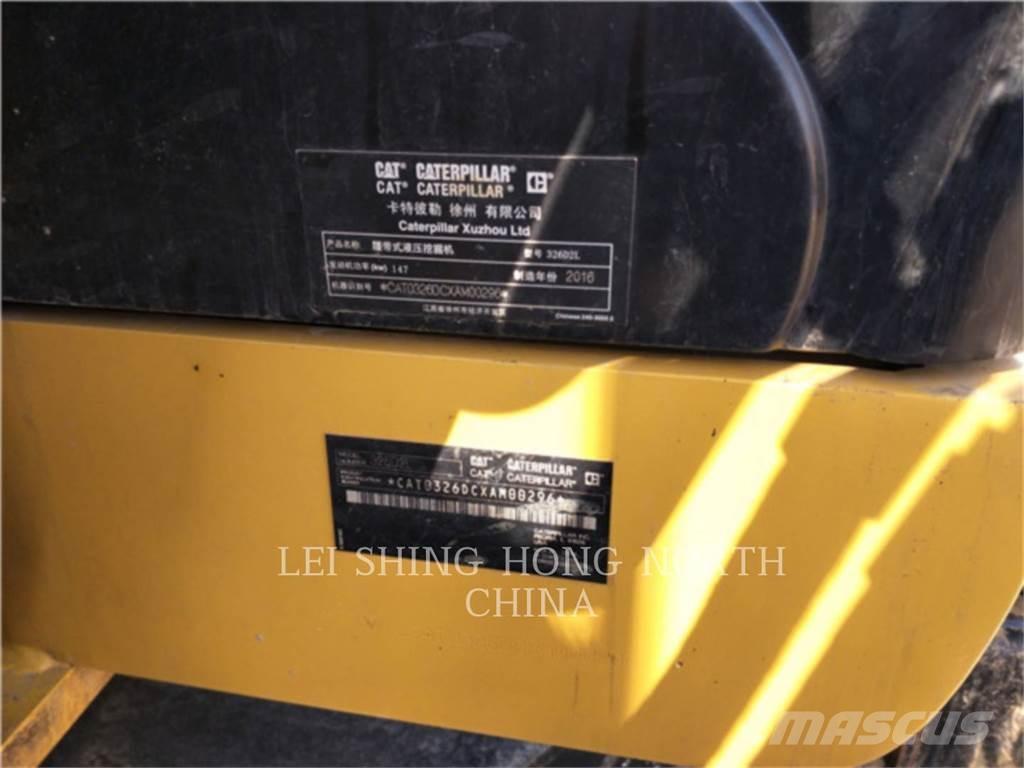 CAT 326D2L Bagri goseničarji