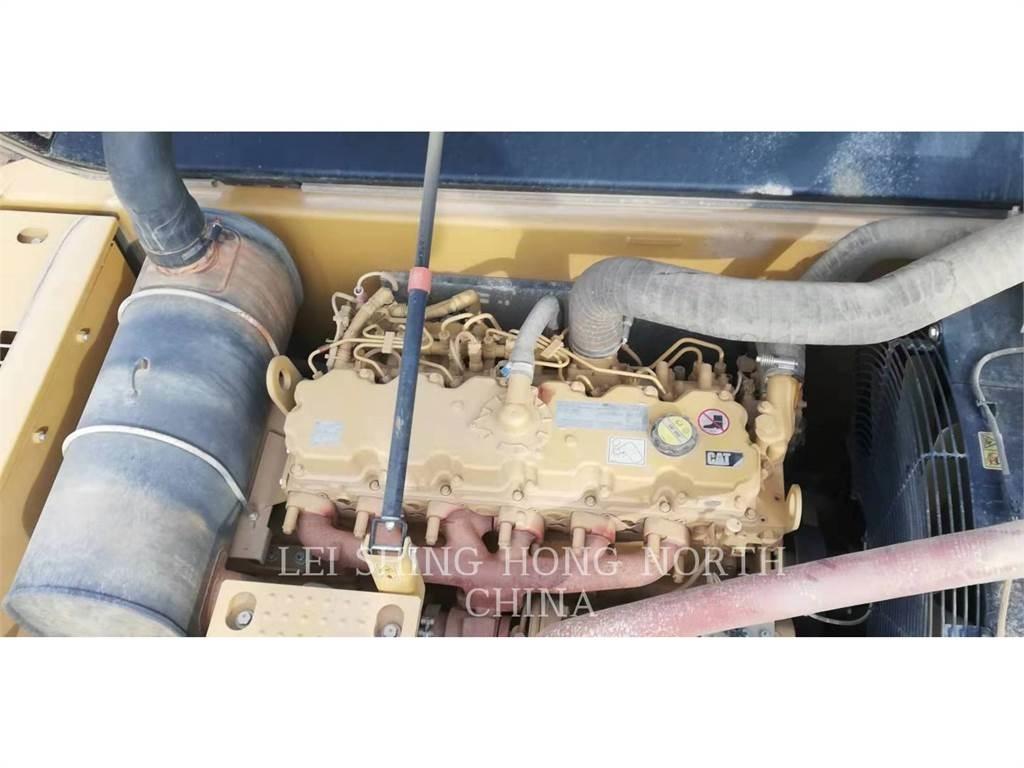 CAT 326D2L Bagri goseničarji