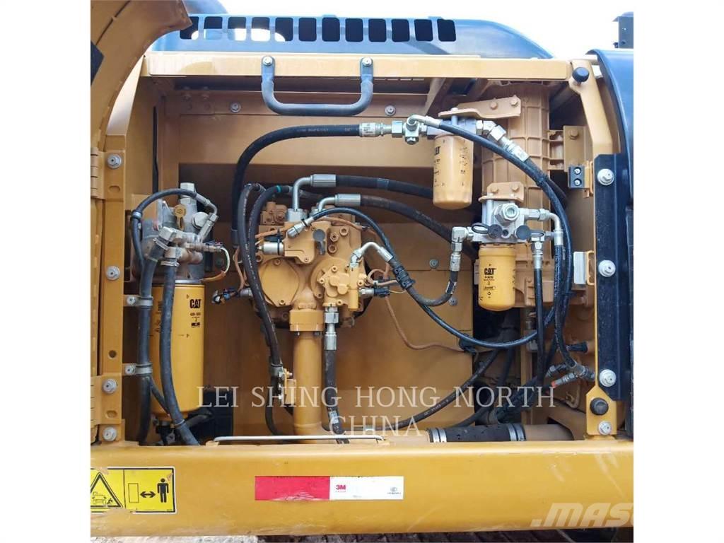 CAT 326D2L Bagri goseničarji