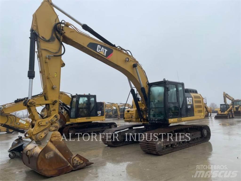 CAT 326FL Bagri goseničarji