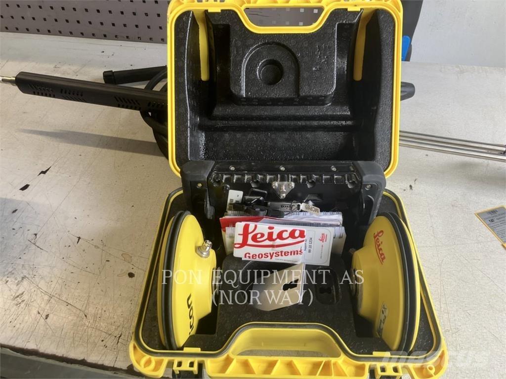 CAT 326FL Bagri goseničarji