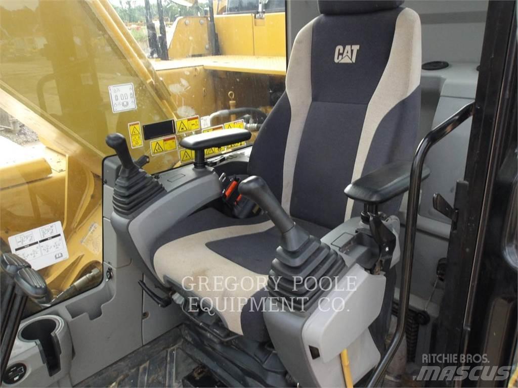 CAT 326FL Bagri goseničarji