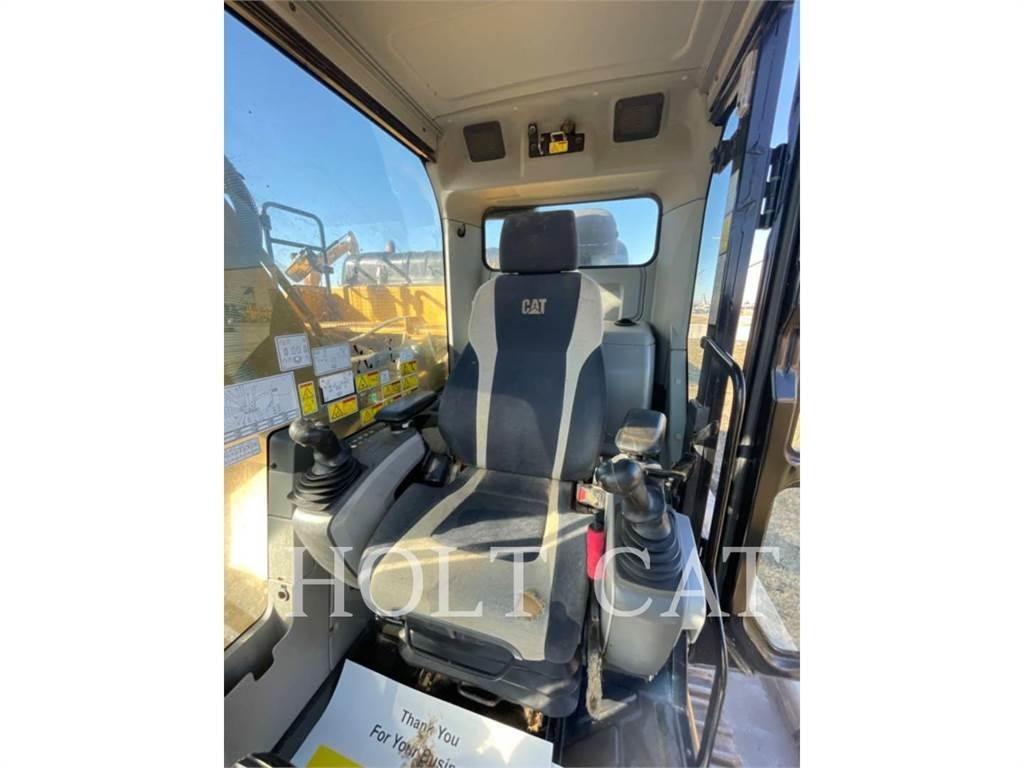 CAT 326FL TC Bagri goseničarji