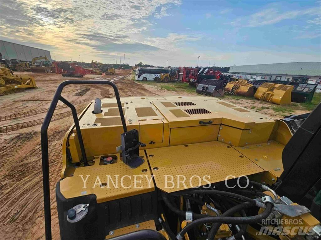CAT 330 Bagri goseničarji