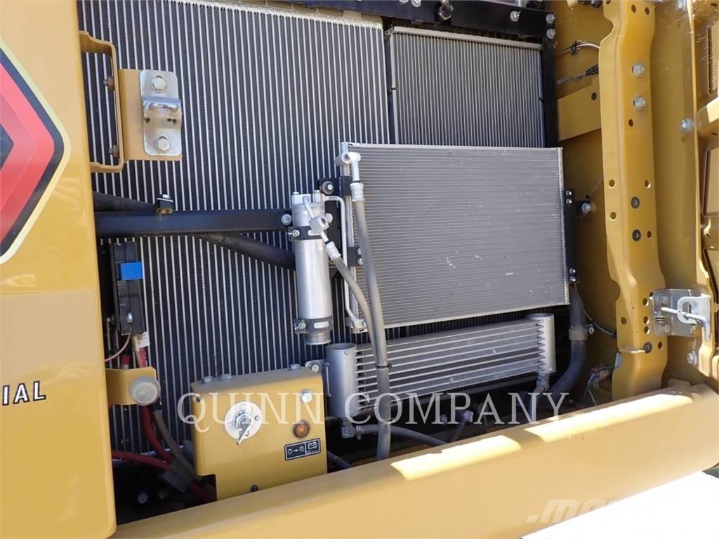CAT 330 Bagri goseničarji