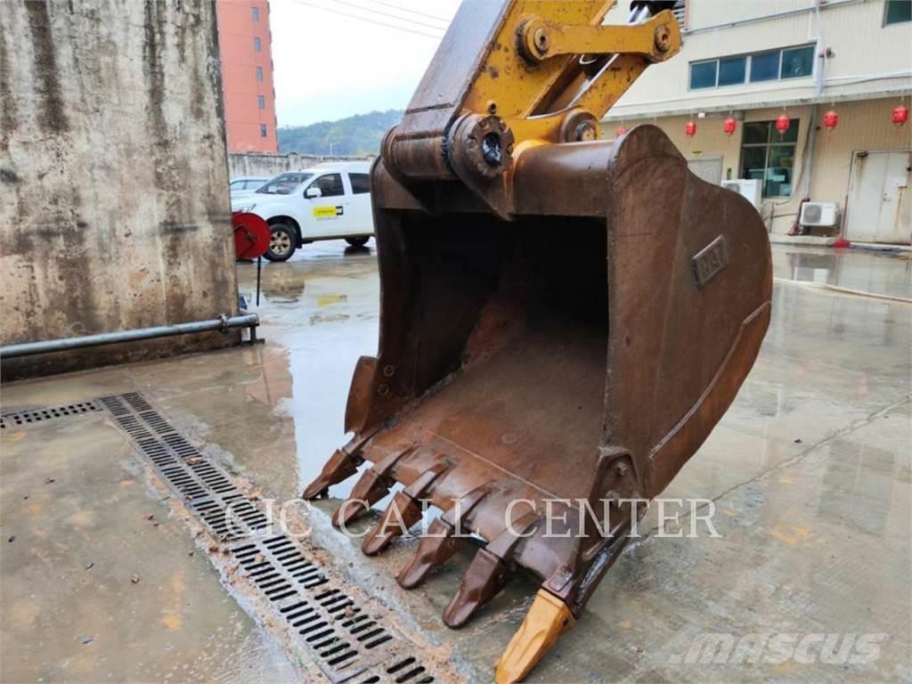 CAT 330-07 Bagri goseničarji