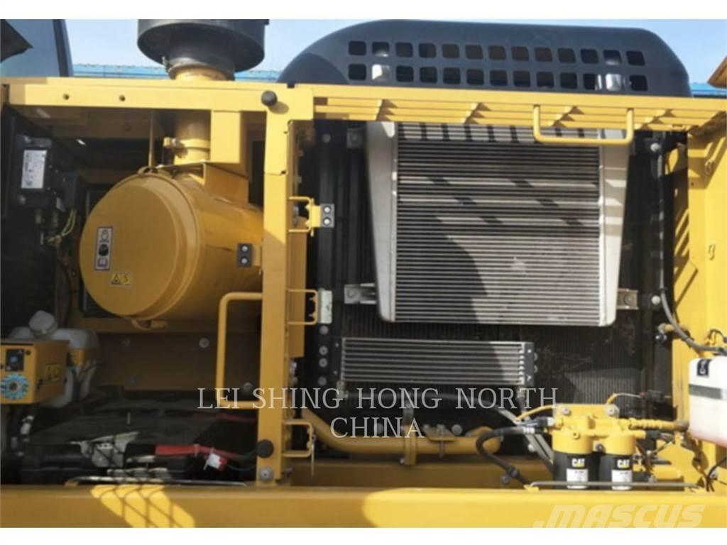CAT 330-07 Bagri goseničarji