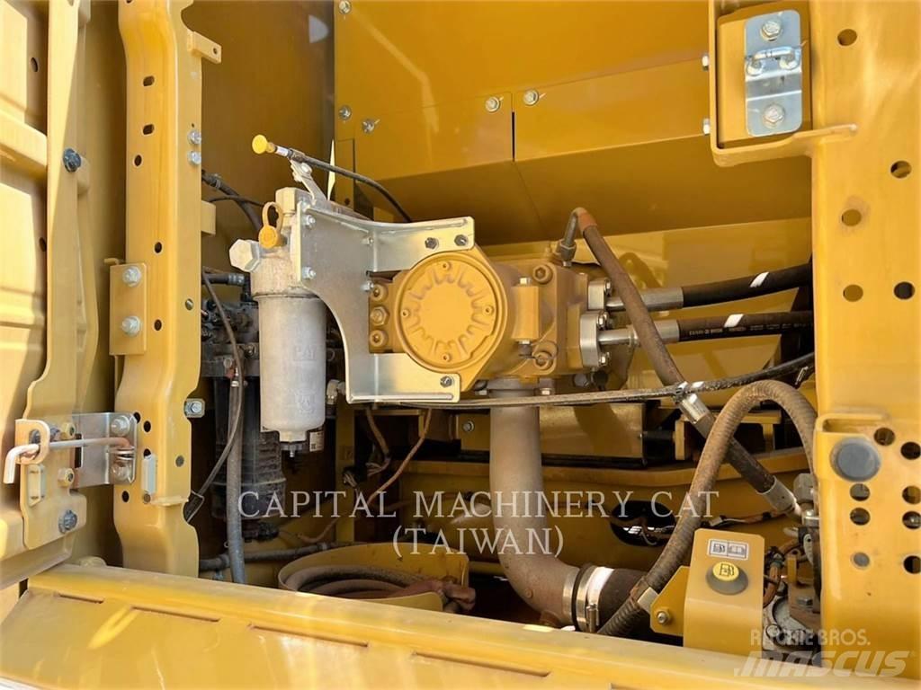 CAT 330-07 Bagri goseničarji