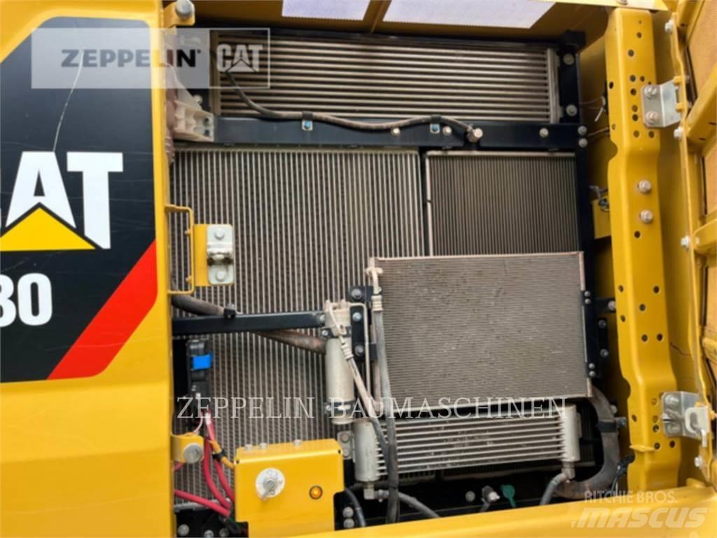 CAT 330-07A Bagri goseničarji