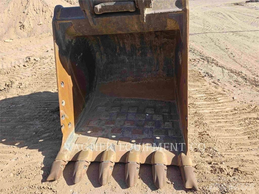 CAT 330CL Bagri goseničarji