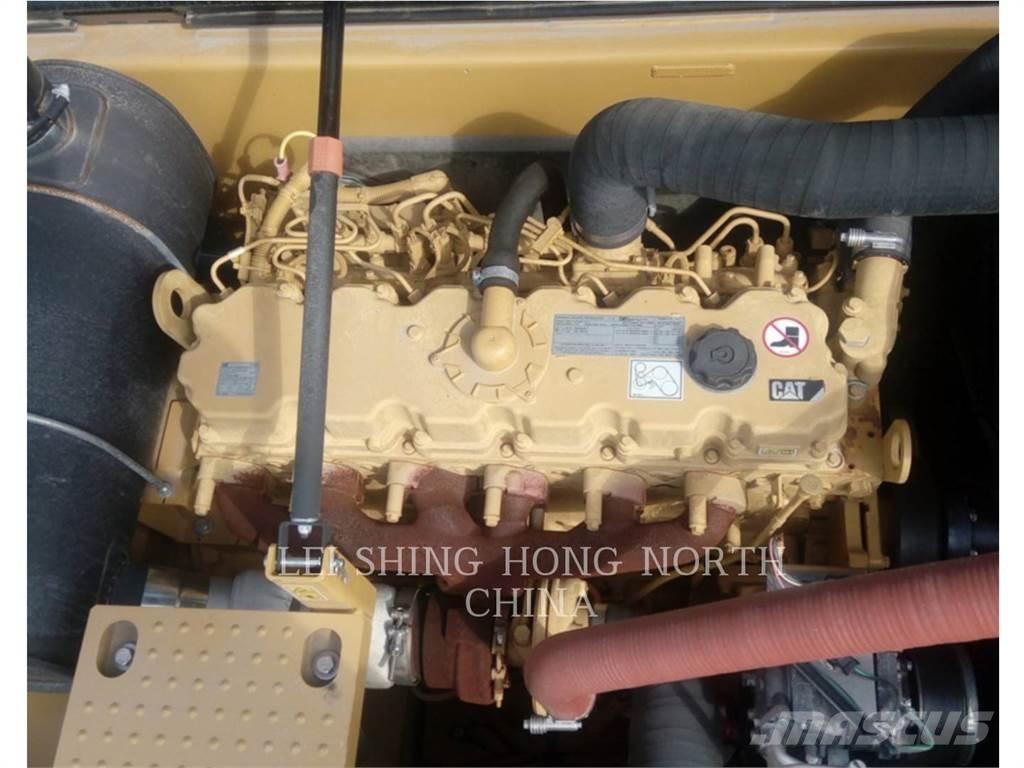 CAT 330D2L Bagri goseničarji