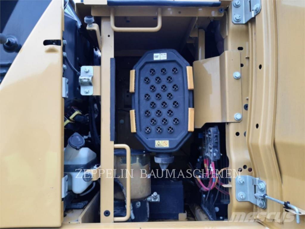 CAT 330GC Bagri goseničarji