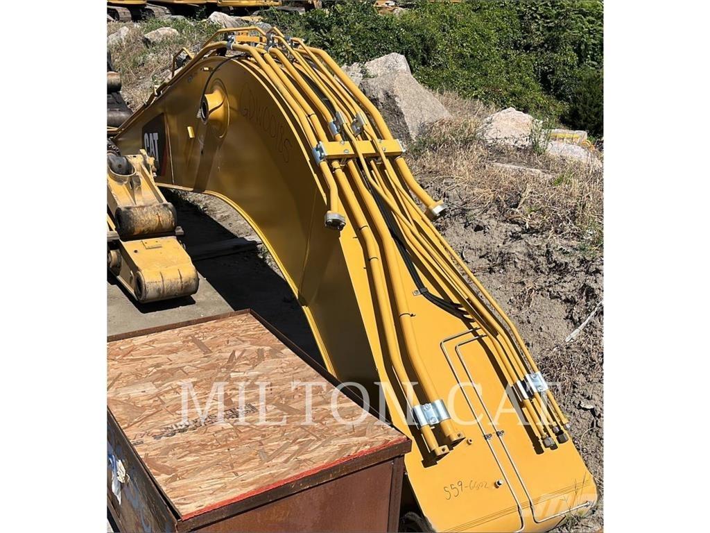 CAT 330GC REACH BOOM Zglobne dvižne ploščadi