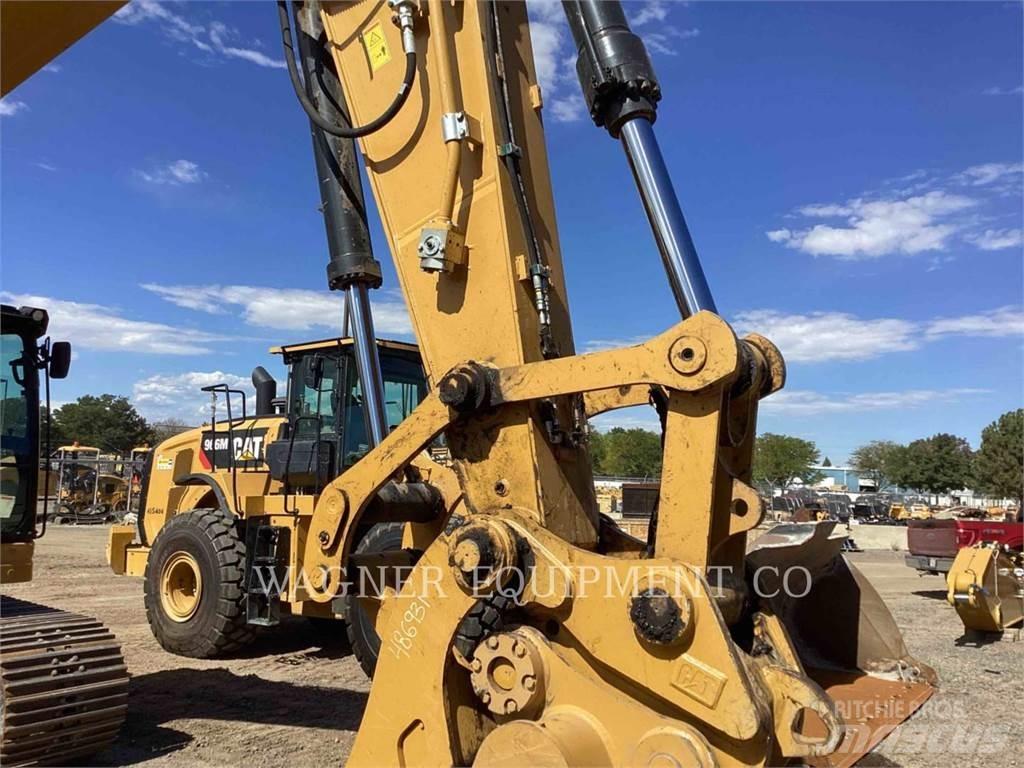 CAT 335 Bagri goseničarji