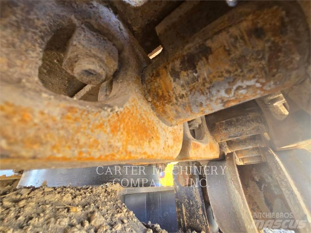 CAT 335FL CR Bagri goseničarji