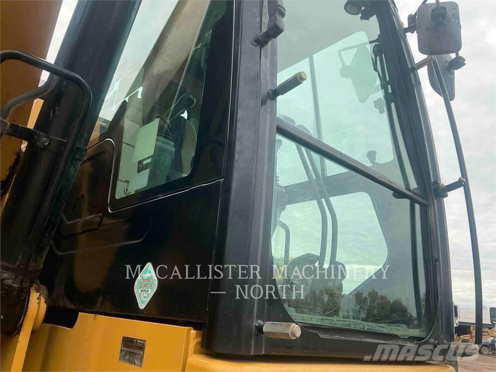 CAT 335FLCR Bagri goseničarji