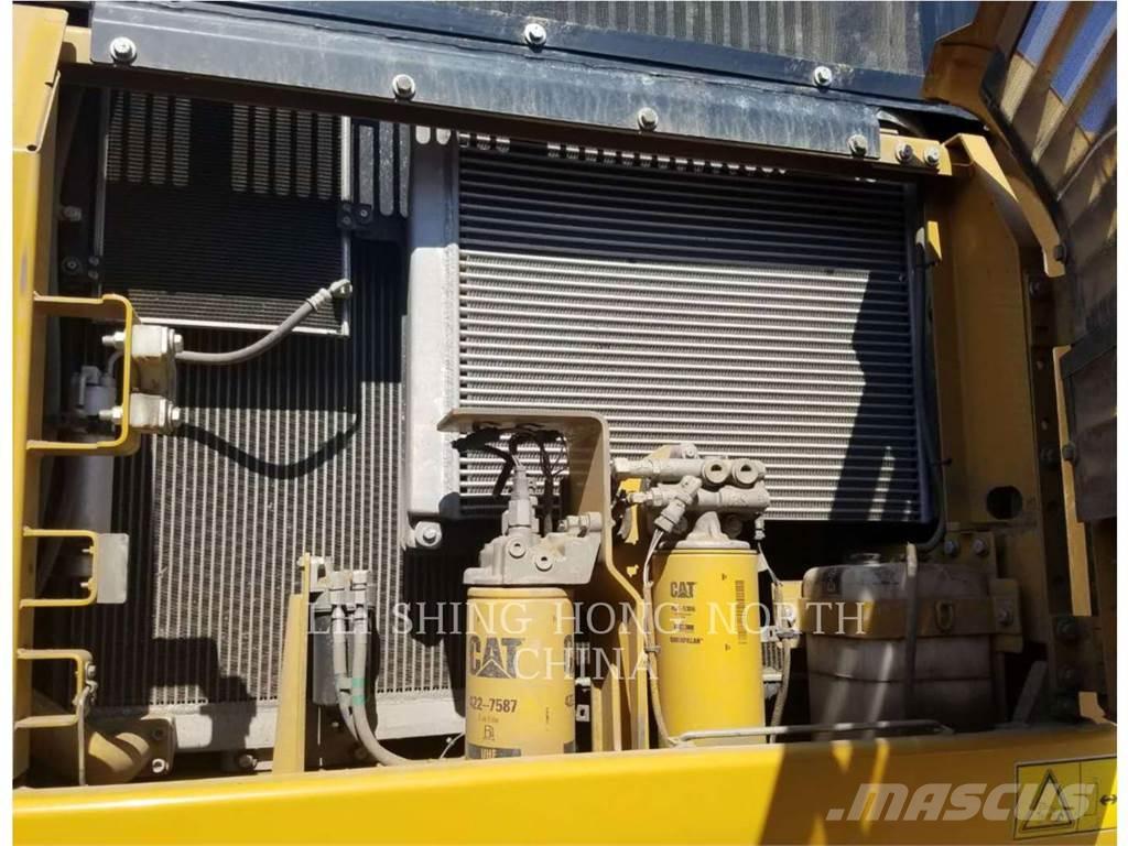 CAT 336D2 Bagri goseničarji