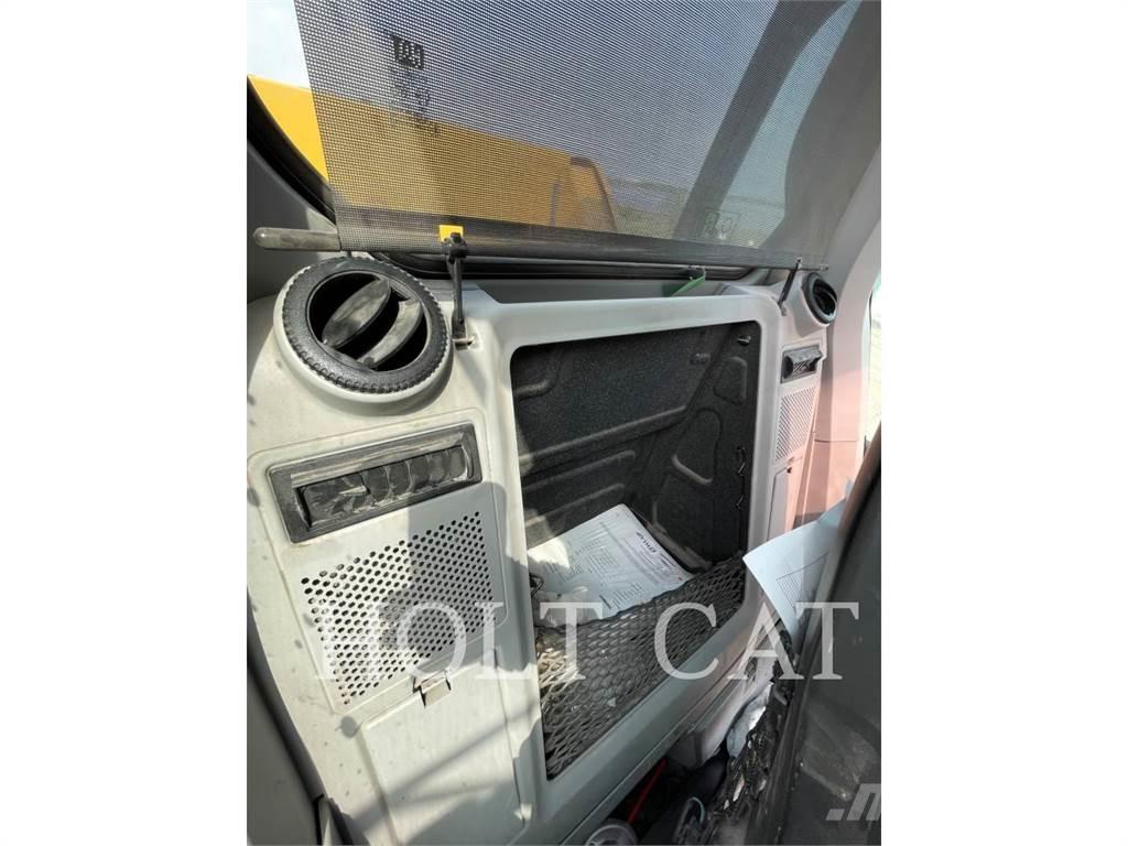 CAT 340 12 Bagri goseničarji