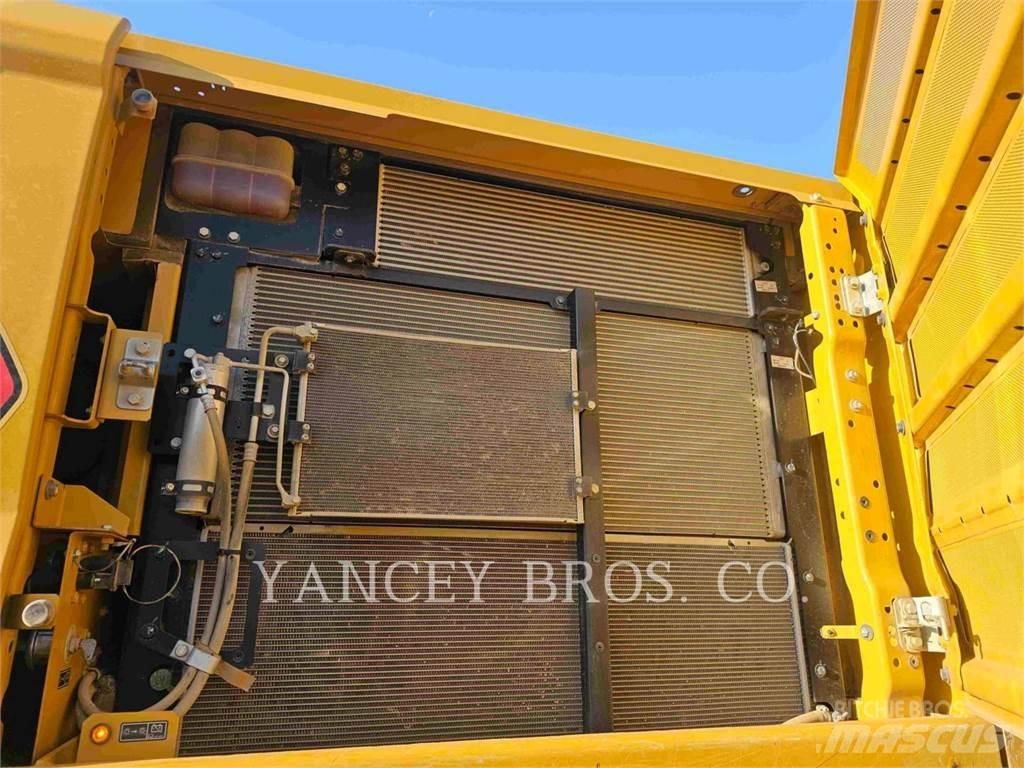 CAT 34008 Bagri goseničarji