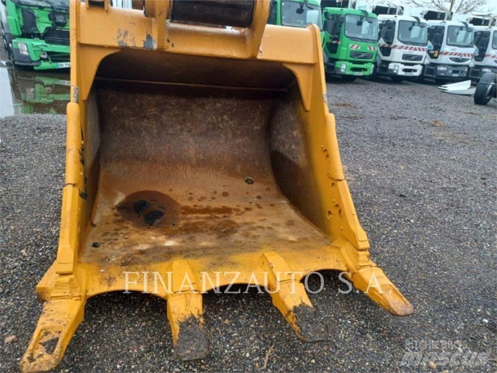 CAT 349D Bagri goseničarji