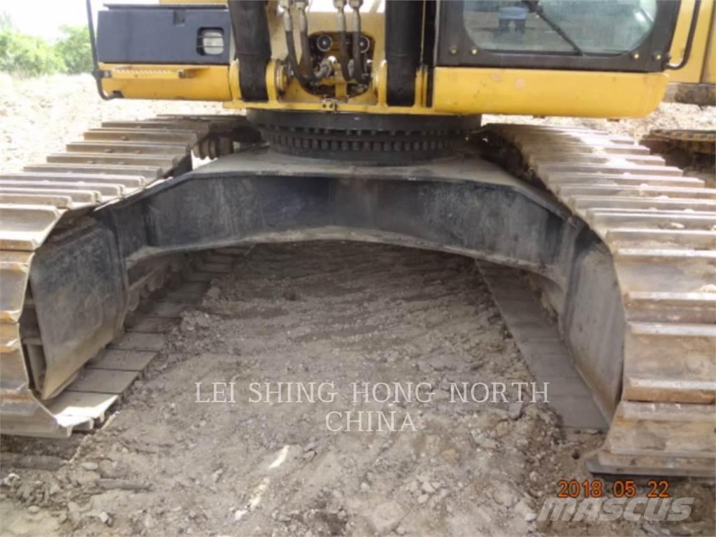 CAT 349D2 Bagri goseničarji