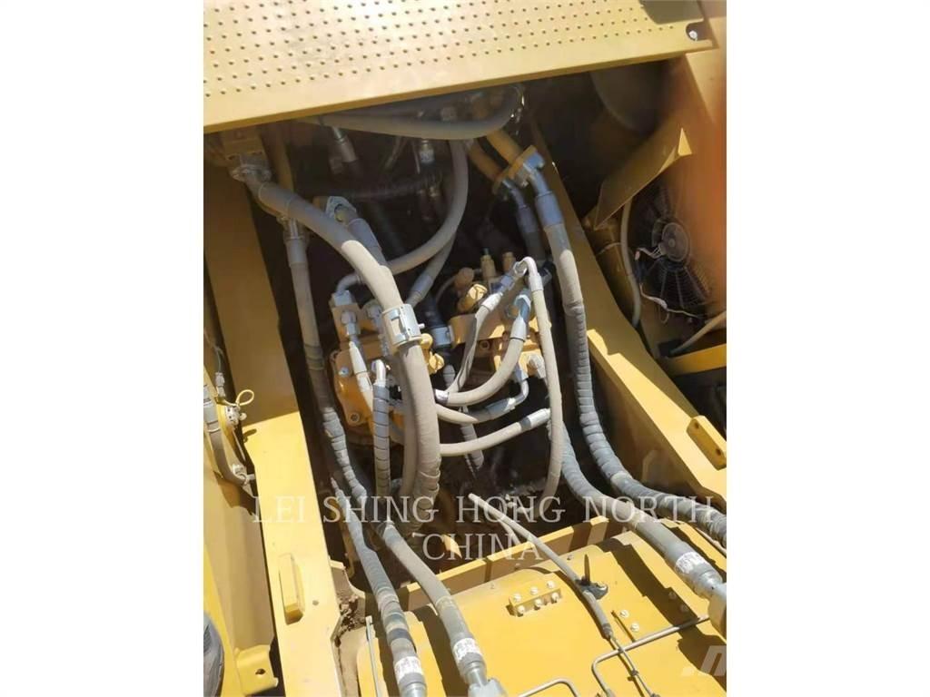 CAT 349D2L Bagri goseničarji