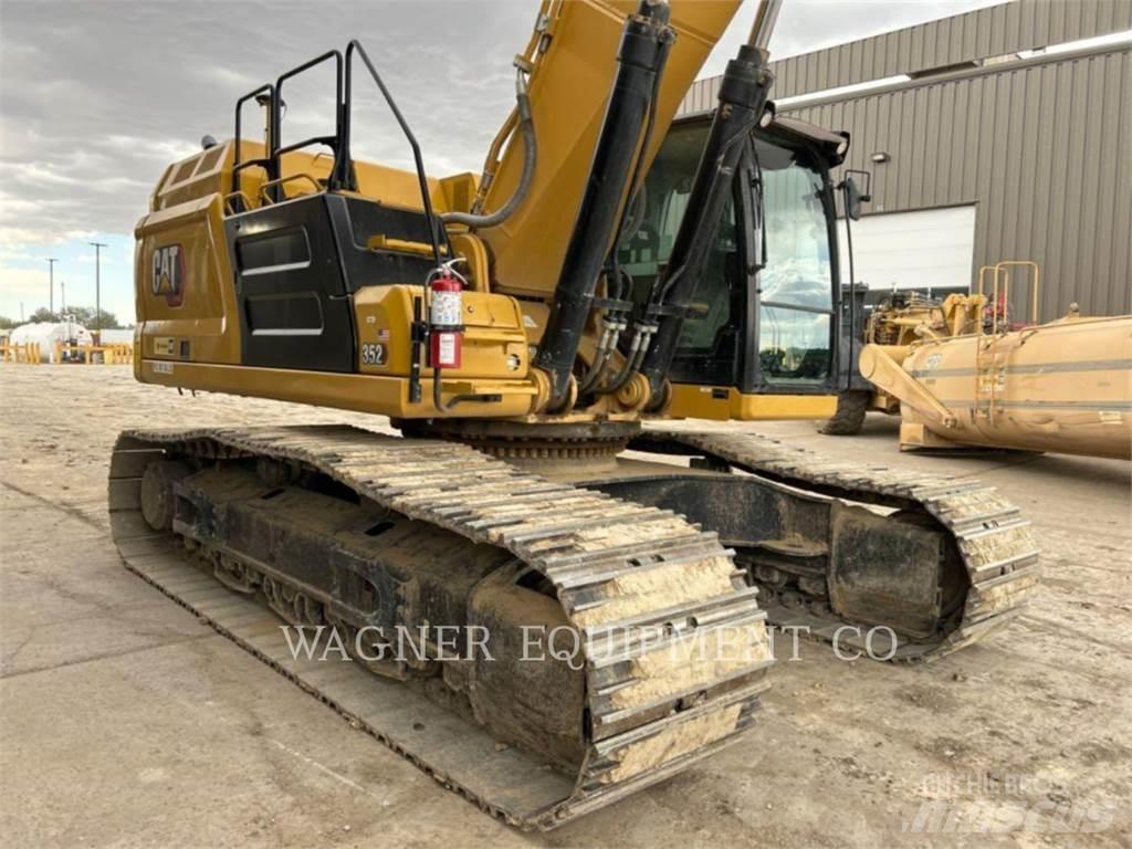 CAT 352 Bagri goseničarji