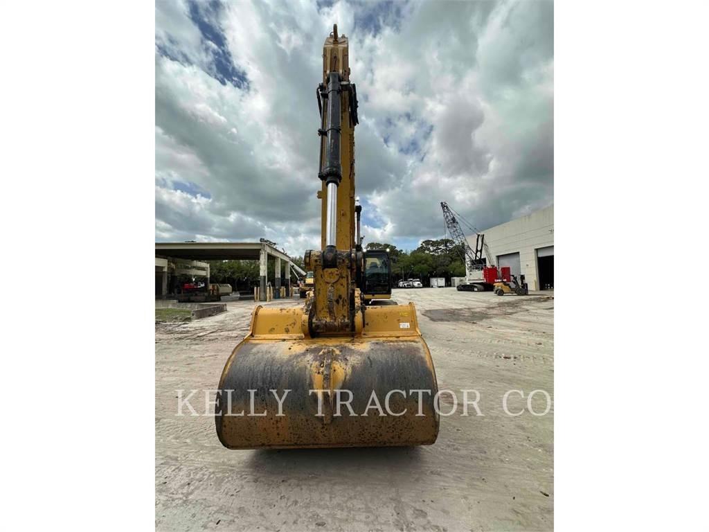 CAT 352 Bagri goseničarji